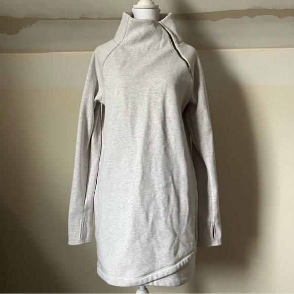 Athleta Cozy Karma Asym Sweatshirt Dress in Light Grey size Small - Picture 3 of 12